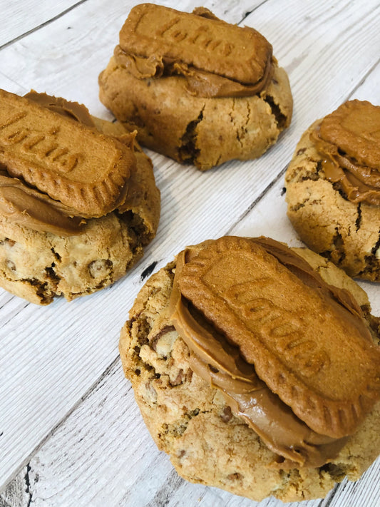 Biscoff Stuffed NYC Cookies