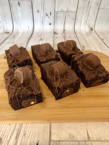 Fully Loaded Boost Chunky Chocolate Brownies