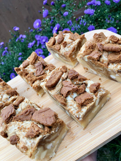 Lotus Biscoff Fully Loaded White Chocolate Chunky Blondies