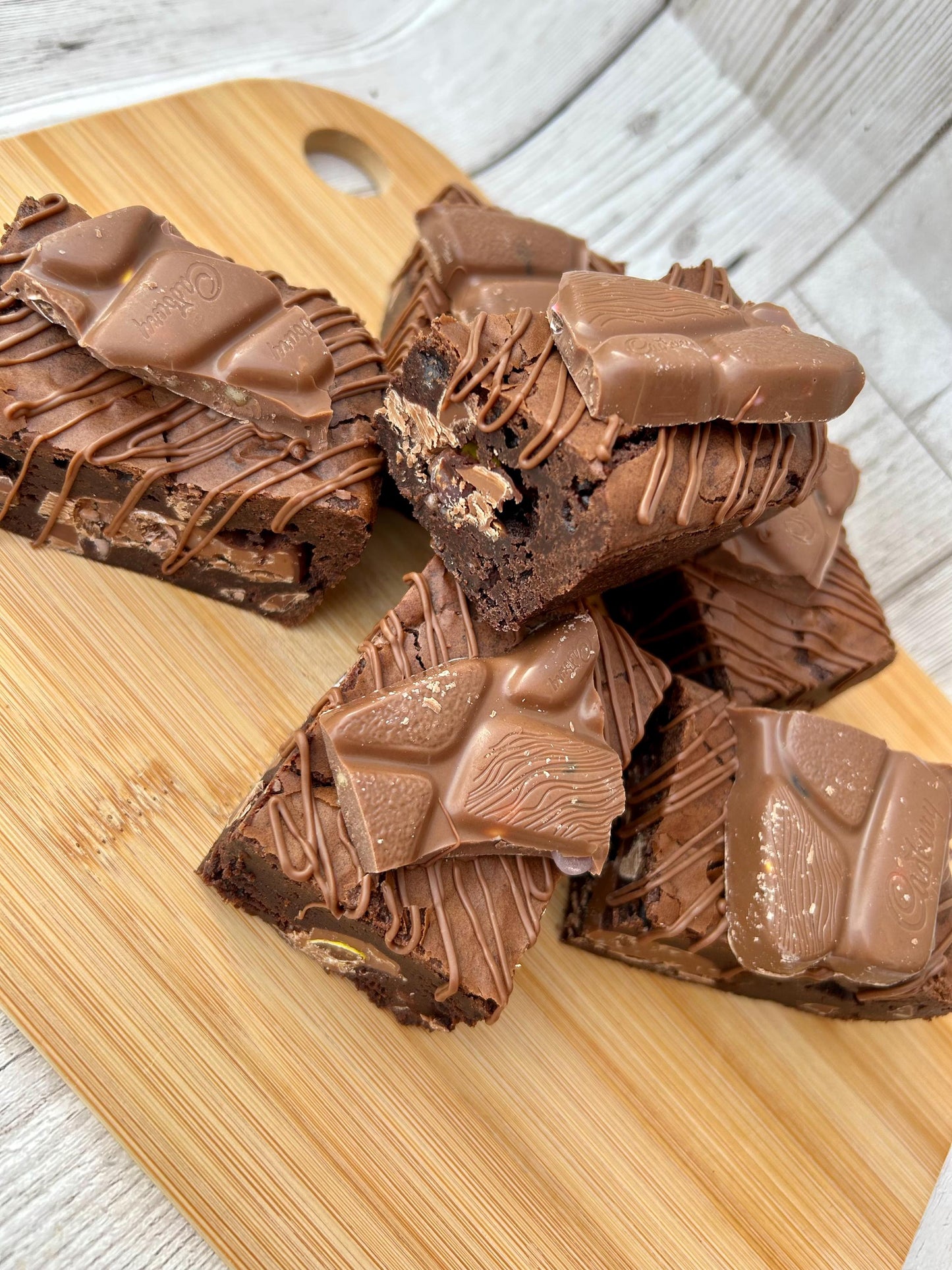 Cadburys Marvellous Creations Fully Loaded Chocolate Brownies